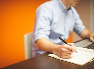 куда можно пожаловаться на Тинькофф банк в 2026 - фото - 1